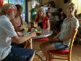 Angus McLaren, Phoebe Tonkin, Cariba Heine, and Claire Holt in H2O: Just Add Water (2006)