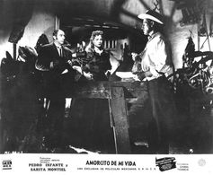 Florencio Castelló, Sara Montiel, and Armando Silvestre in Little Love of My Life (1952)