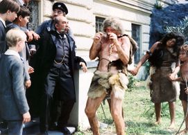 Karel Effa and Ludek Kopriva in Hamster in a Nightshirt (1988)