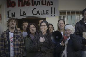Ivan Massagué and Sílvia Pérez Cruz in Cerca de tu casa (2016)