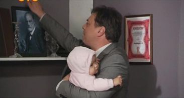 Andrey Leonov in Papiny dochki (2007)