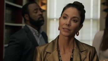 Jennifer Titus as Lydia Campbell