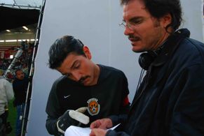 Carlos Cuarón directing Diego Luna in Rudo & Cursi