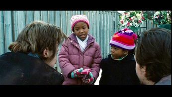 Still of Garrett Hedlund, Reiya Downs, Riele Downs and Mark Wahlberg in 'Four Brothers'.