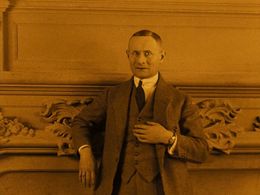 Julius Falkenstein in The Haunted Castle (1921)