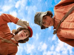 Shia LaBeouf and Khleo Thomas in Holes (2003)
