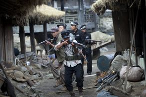 Yoon-Seong Kim and Tu-in Tak in 71: Into the Fire (2010)