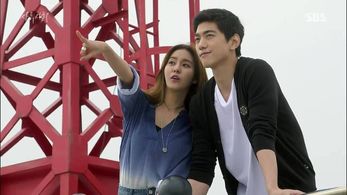 Kim You-Jin and Sung Jun in High Society (2015)