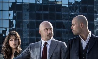Luca Zingaretti, Marco D'Amore, and Simona Tabasco in Perez. (2014)