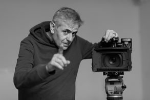 Max Freeman in Trace our ancestors in Occitanie (2016)