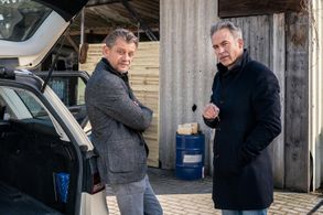 Marco Girnth and Andreas Guenther in Leipzig Homicide: Schmerzgrenze (2023)