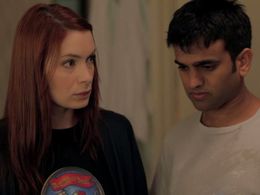Felicia Day and Sandeep Parikh in The Guild (2007)