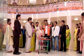 Ronit Roy, Sudha Shivpuri, Sumeet Sachdev, Sandeep Baswana, Amit Tandon, Reshmi Ghosh, Pulkit Samrat, and Shubhaavi Chok