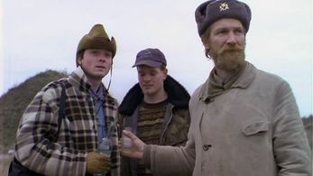 Viktor Bychkov, Ville Haapasalo, and Sergei Kupriianov in Peculiarities of the National Hunt (1995)