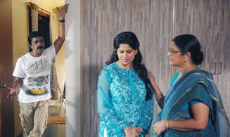 Upendra Limaye and Sai Tamhankar in Guru Pournima (2014)