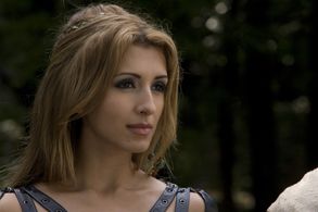 India de Beaufort in Kröd Mändoon and the Flaming Sword of Fire (2009)