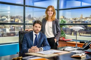 Jon Arias and Alba Ribas in Derecho a soñar (2019)