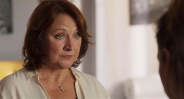 Zlata Adamovská in Women on the Run (2019)