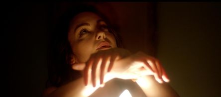 Aline Andrade in Affectionate Heart