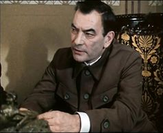 Pyotr Glebov in O druzyakh-tovarishchakh (1970)