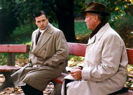 Jan Hrusínský and Jirí Krampol in Master of Ceremonies (1996)