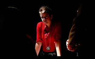 Emily Sandifer as Maggie Cromwell in 