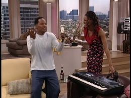 Jamie Foxx and Rhona Bennett in The Jamie Foxx Show (1996)