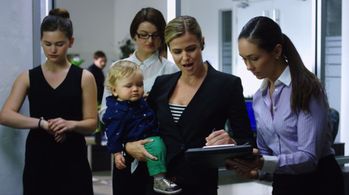 Anne Stedman, Jennifer Field, Veronica Lavery, Lindsay LaBrecque, and Maddox Grey Estrada in Christmas Trade (2015)