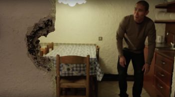 Derek Lee in Afflicted (2013)