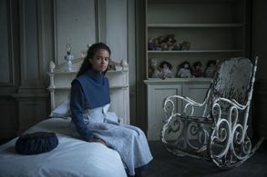 Jordan Loughran in Emerald City (2016)