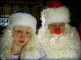 Natalya Shchukina and Oleg Yankovskiy in Come Look at Me (2001)