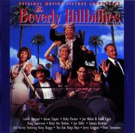 Erika Eleniak, Dabney Coleman, Cloris Leachman, Jim Varney, Lily Tomlin, and Diedrich Bader in The Beverly Hillbillies (
