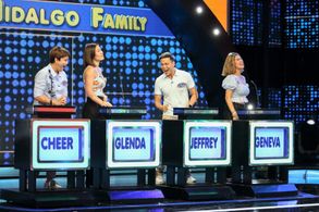 Geneva Cruz, Glenda Cruz-Bayona, Cheer Cruz, and Jeffrey Hidalgo in Family Feud Philippines (2022)