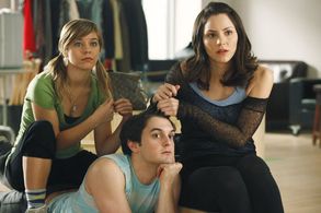 Wesley Taylor, Katharine McPhee, and Savannah Wise in Smash (2012)