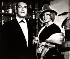 María Aurelia Bisutti and Jorge Sobral in Hotel alojamiento (1966)