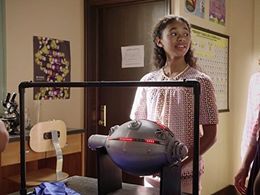 Chandler Kinney in Gortimer Gibbon's Life on Normal Street (2014)