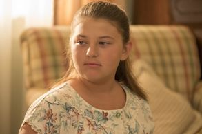 Mackenzie Hancsicsak in This Is Us (2016)