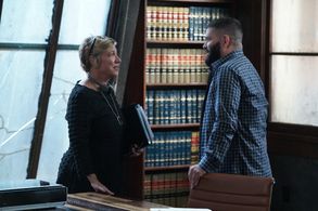 Guillermo Diaz and Allison Liddi-Brown in Scandal (2012)