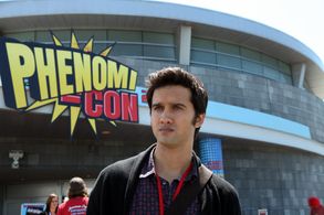 Michael Steger in 90210 (2008)