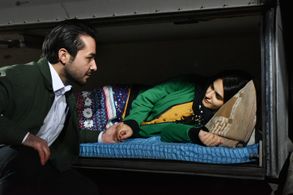 Sherwan Haji and Niroz Haji in The Other Side of Hope (2017)