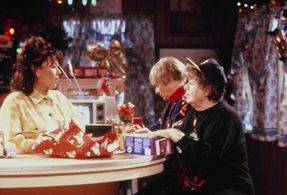 Roseanne Barr, Shelley Winters, and Estelle Parsons in Roseanne (1988)