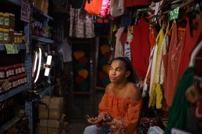 Awra Briguela in Suntok sa buwan (2022)