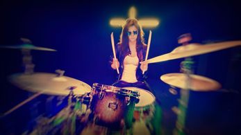 Nicolette Noble in Pretty Gritty (2020)