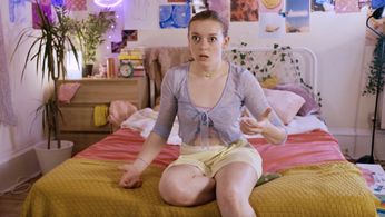 Mabel Thomas as Mae in EdFringe 2021 hit 