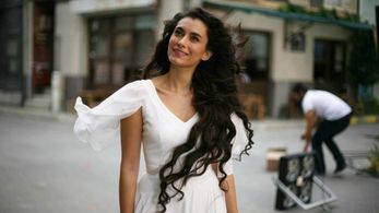 Hande Dogandemir in Telling Tales (2015)