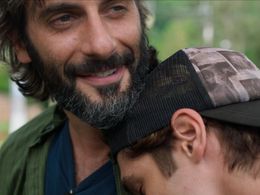 Flávio Tolezani and Gabriel Leone in Dom (2021)