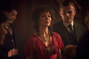 Helen McCrory and Adam Lawrence in Peaky Blinders (2013)