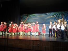 Autumn, Center, 'Twas the Week After Christmas