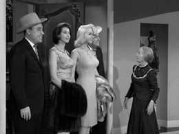 Lester Flatt, Joi Lansing, Irene Ryan, Earl Scruggs, and Midge Ware in The Beverly Hillbillies (1962)