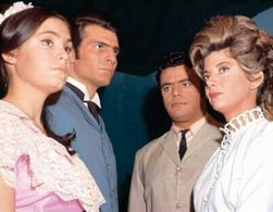 Regina Duarte, Tarcísio Meira, Glória Menezes, and Edson França in A Deusa Vencida (1965)
